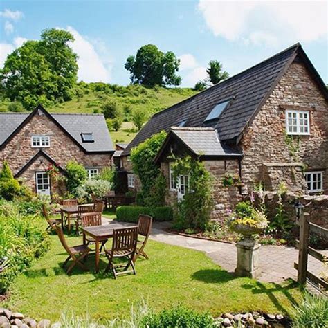 tudor farmhouse hotel forest of dean.